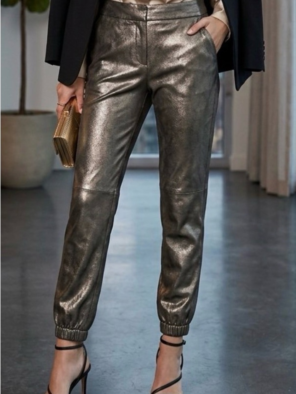 Halston Heritage Women’s Gold Metallic Suede Jogger Pants, Size 8